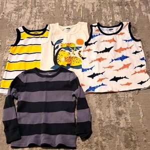 4 Old Navy tees